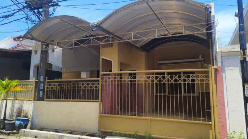 dijual rumah karang asem indah