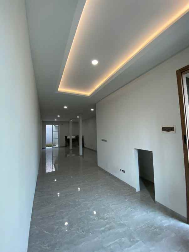 dijual rumah kavling dki meruya jakarta