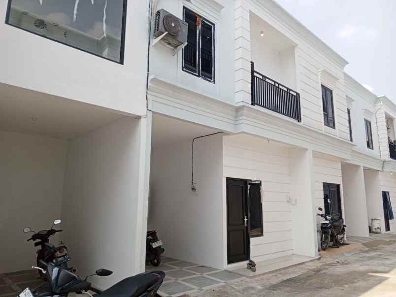 dijual rumah kebagusan