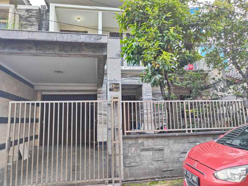 dijual rumah kebon jeruk jakarta barat