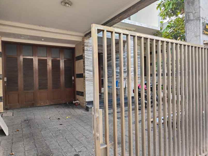 dijual rumah kebon jeruk jakarta barat