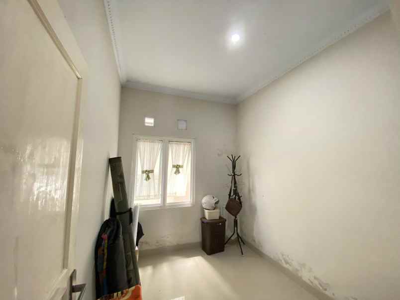 dijual rumah kebondalem kidul prambanan