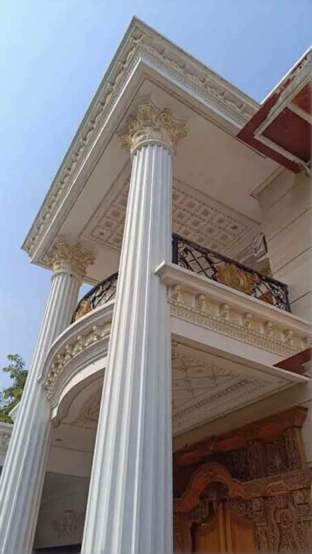 dijual rumah kebonsari