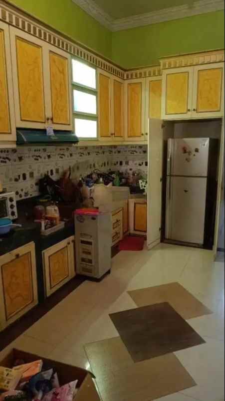 dijual rumah kebonsari