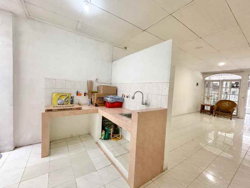 dijual rumah kelapa gading