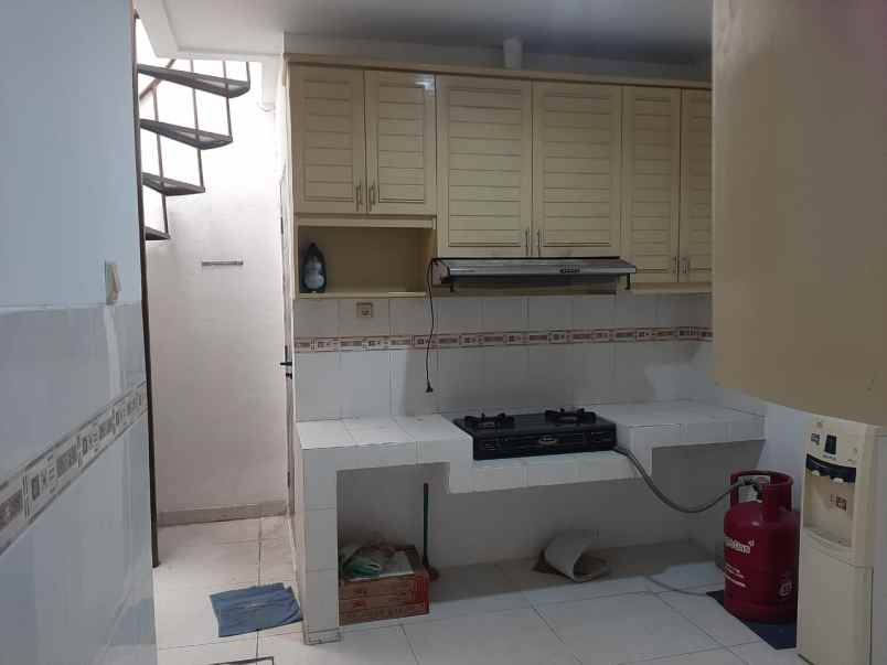 dijual rumah kelapa indah tangerang