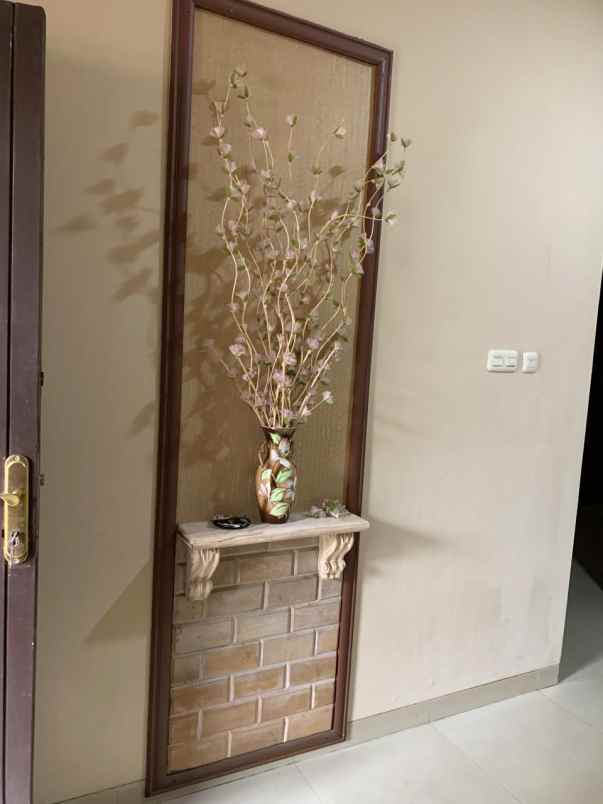 dijual rumah kelapa molek