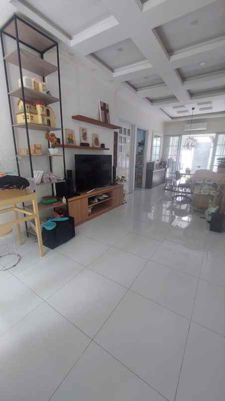 dijual rumah kemang pratama 2 rawalumbu