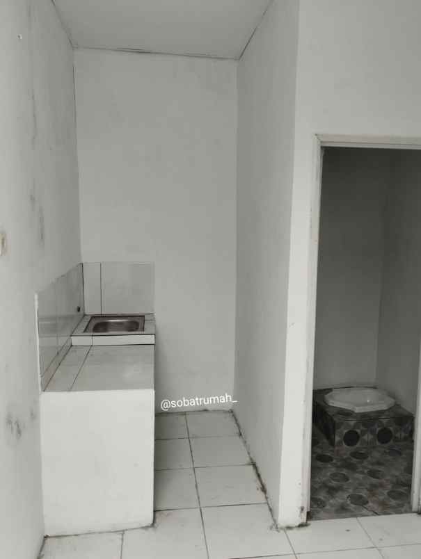 dijual rumah kertamukti