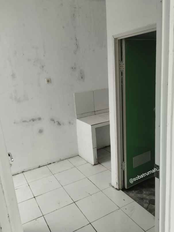 dijual rumah kertamukti