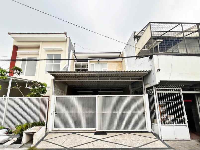 dijual rumah klampis