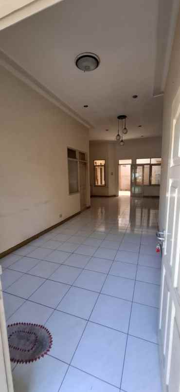 dijual rumah klampis semalang indah