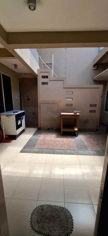 dijual rumah klampis semalang indah