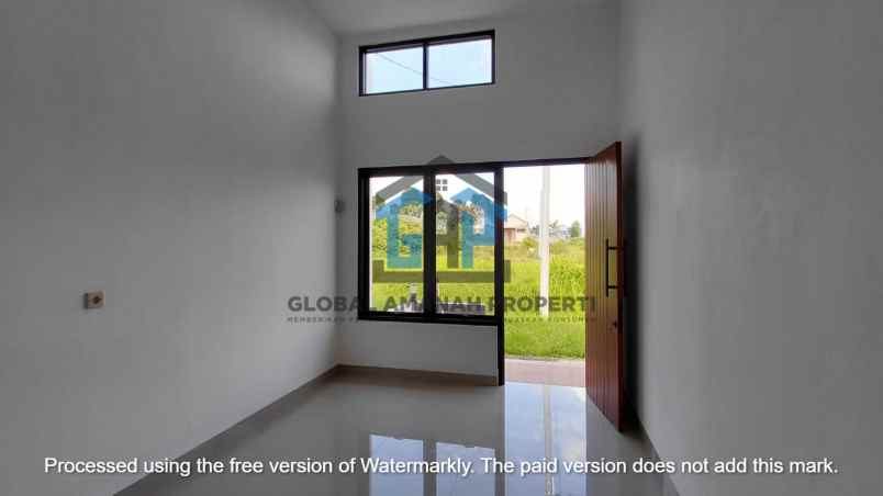 dijual rumah komplek cihanjuang