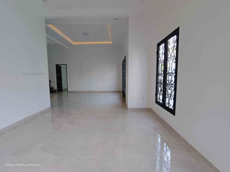 dijual rumah komplek dki jalan raya