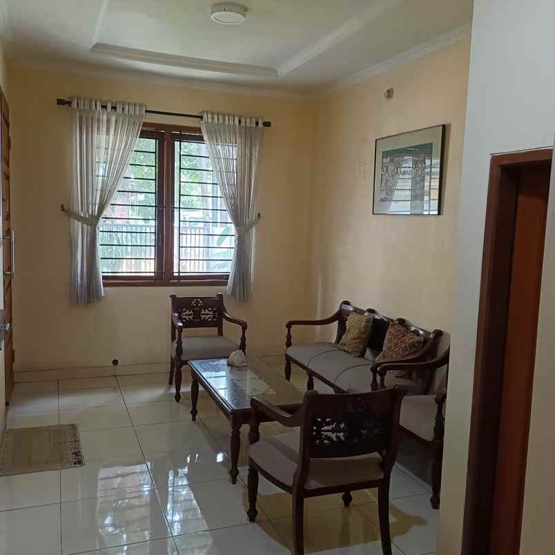 dijual rumah komplek dolog jaya duren