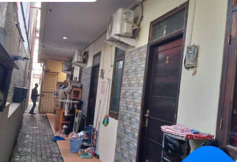 dijual rumah komplek kejaksaan karang