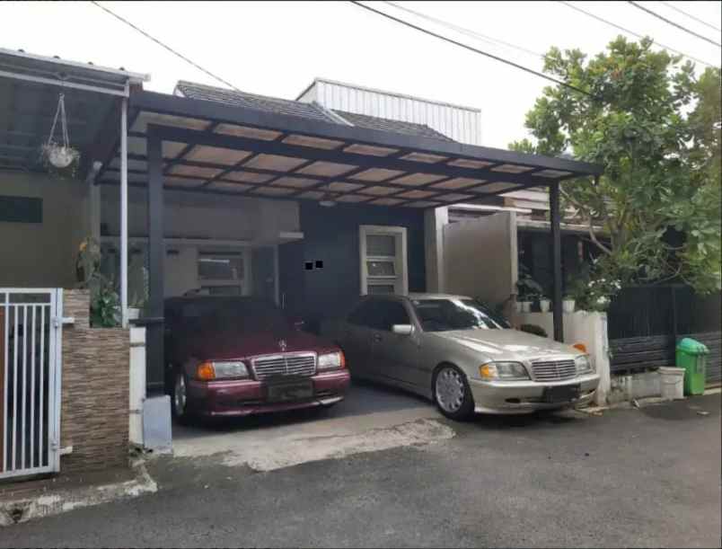 dijual rumah komplek pesona ciwastra