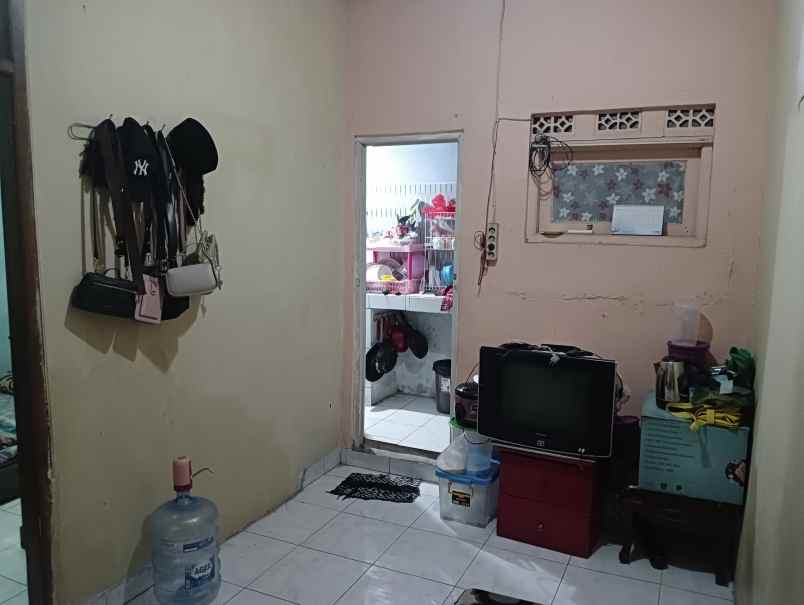 dijual rumah kosan 10 pintu di jalan kedondong