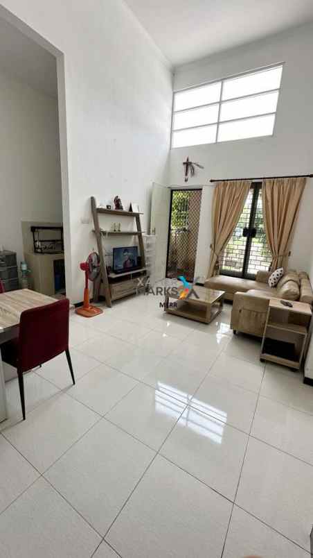 dijual rumah ladiva greenhill