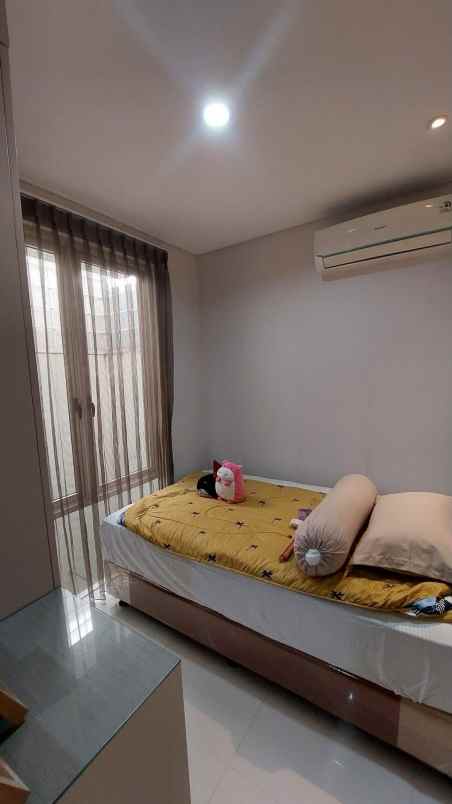 dijual rumah laguna kejawan putih kalisari