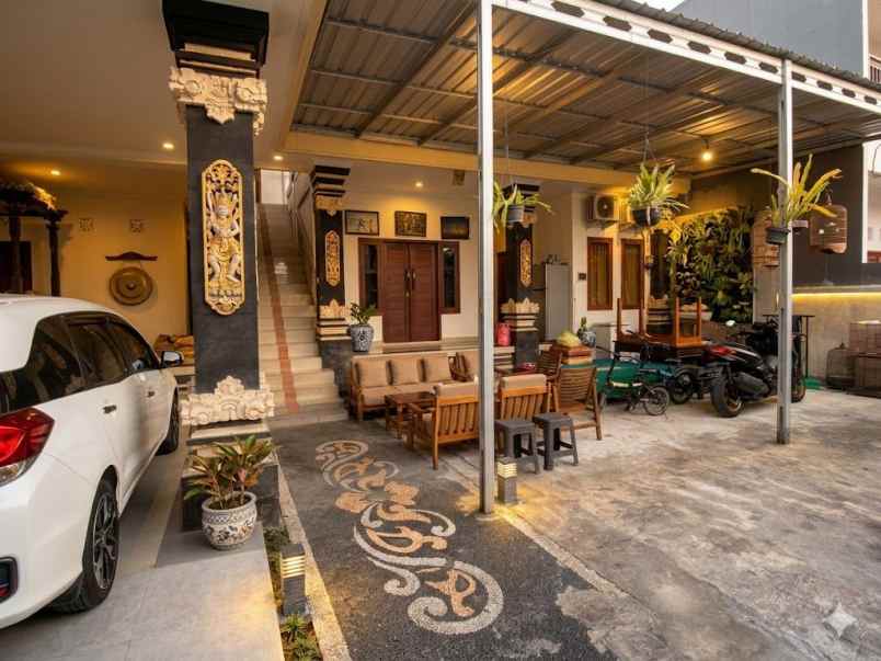 dijual rumah lantai 2 lokasi merpati monang maning