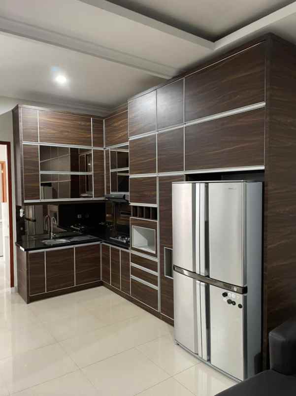 dijual rumah lebak bulus cilandak