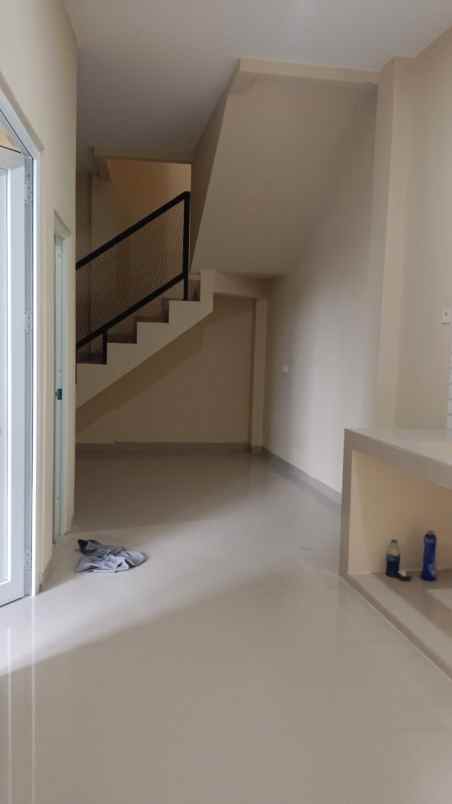 dijual rumah lenteng agung jakarta selatan