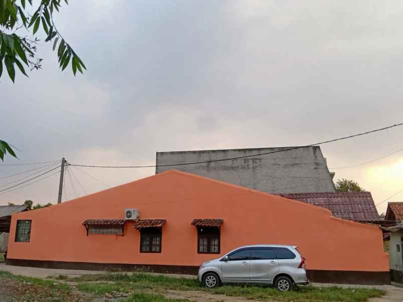 dijual rumah luas dan murah kp jati parung