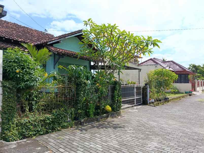 dijual rumah maguwo