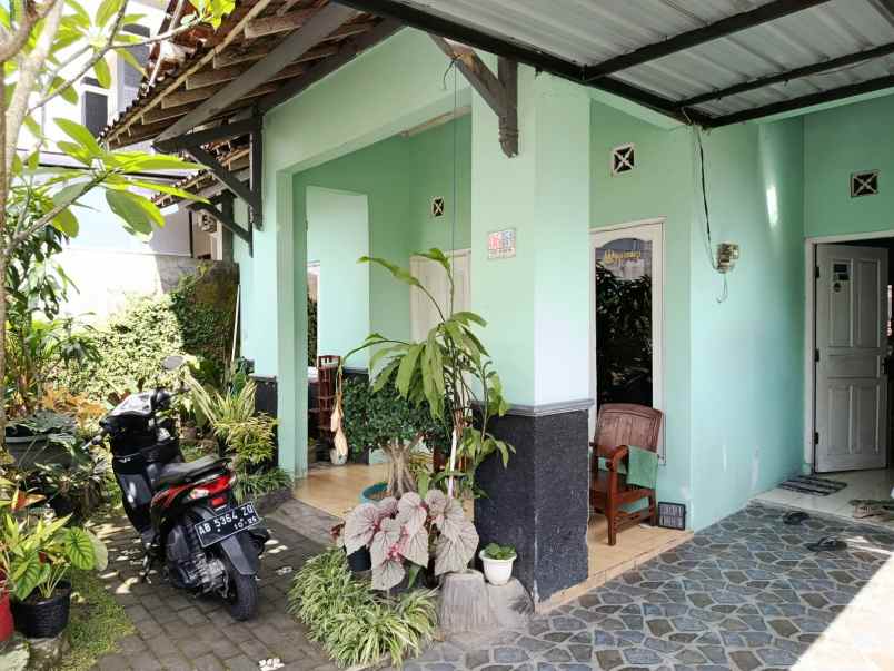 dijual rumah maguwo