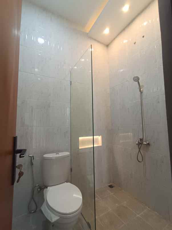 dijual rumah maguwoharjo