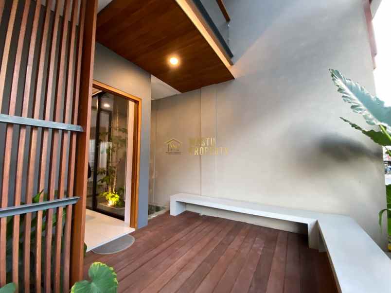 dijual rumah maguwoharjo kec depok kab