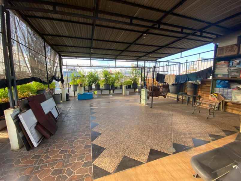 dijual rumah malibu v e28 cengkareng
