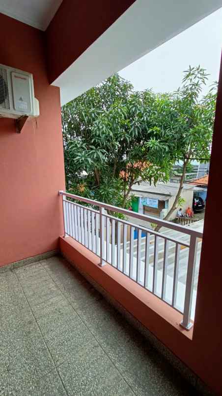dijual rumah mampang