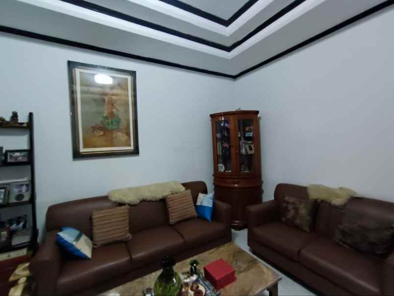 dijual rumah manyar kertoarjo surabaya