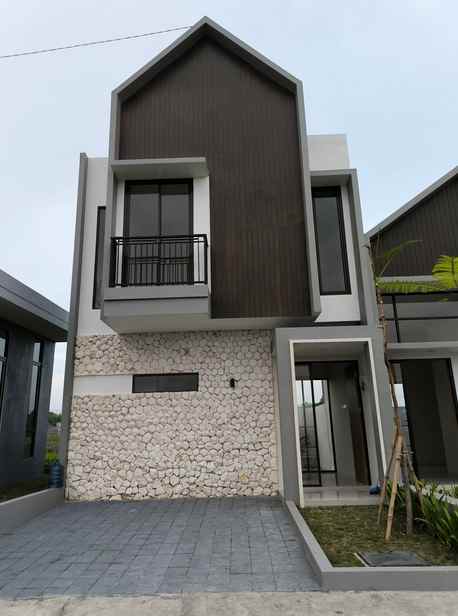 dijual rumah maura hill