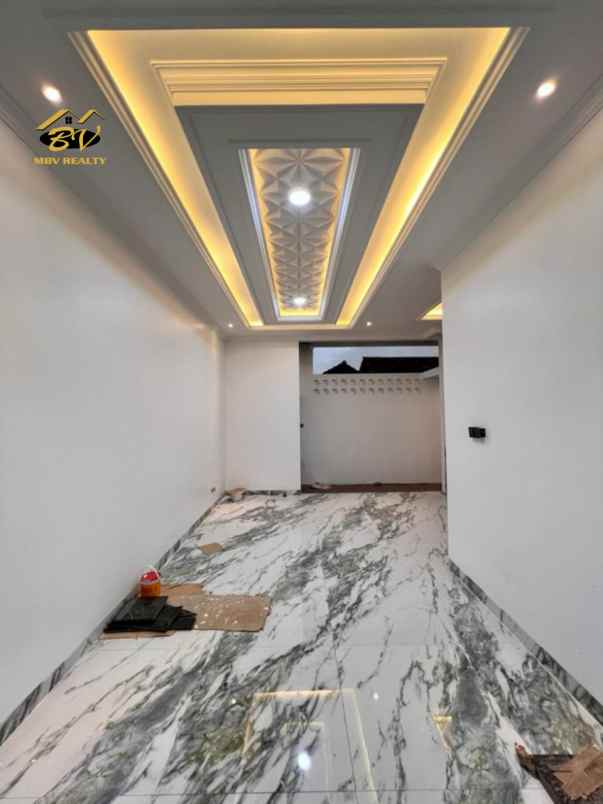 dijual rumah mbv211