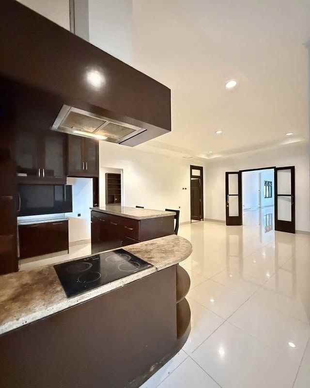 dijual rumah menteng