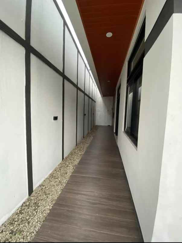 dijual rumah merkuri komplek margahayu