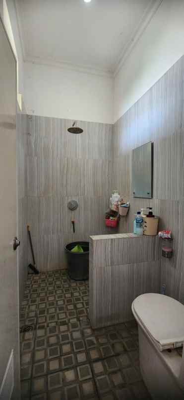 dijual rumah meruya ilir kembangan