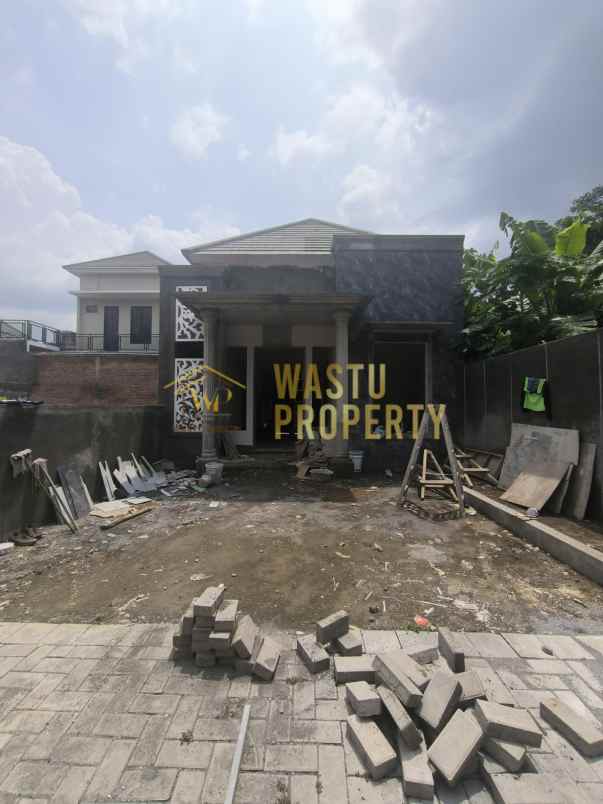 dijual rumah mlati