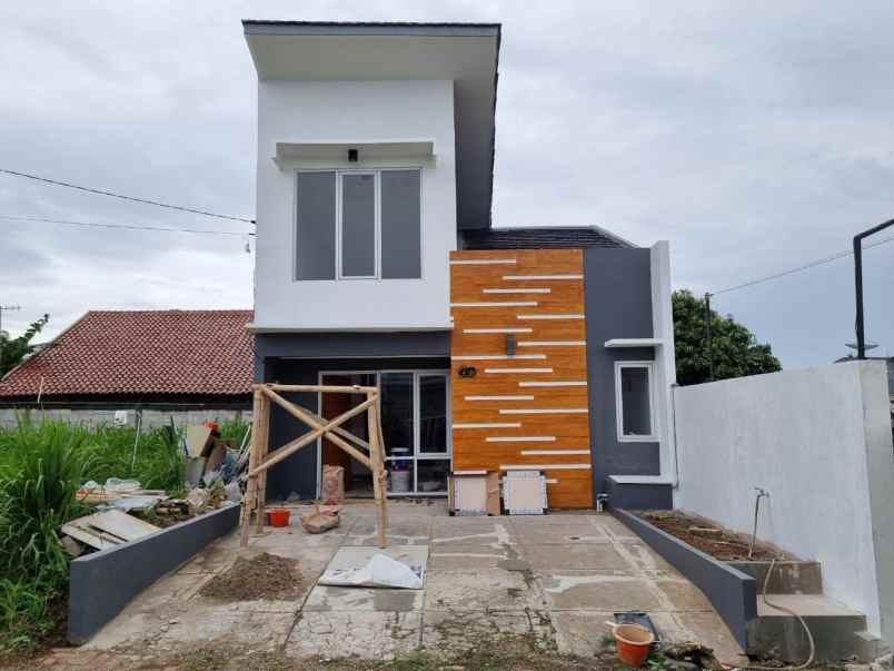 dijual rumah mustika sari