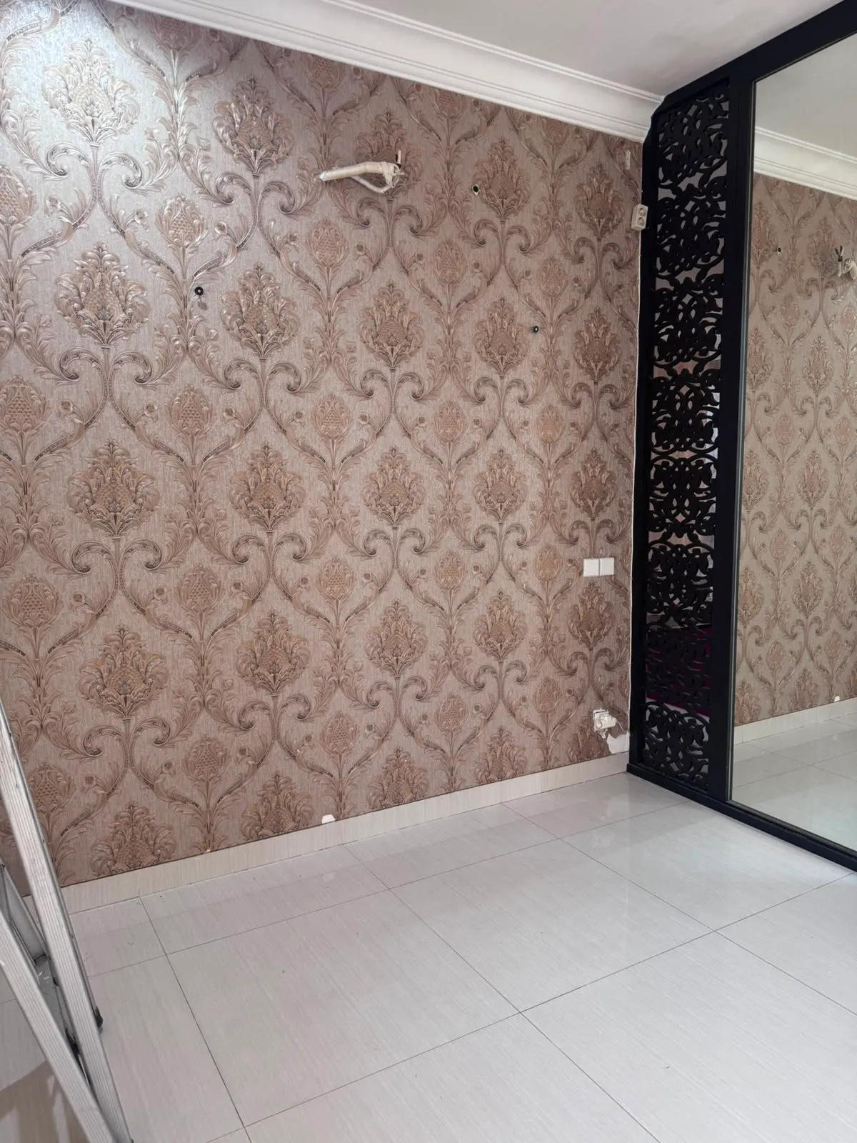dijual rumah pakuwon indah