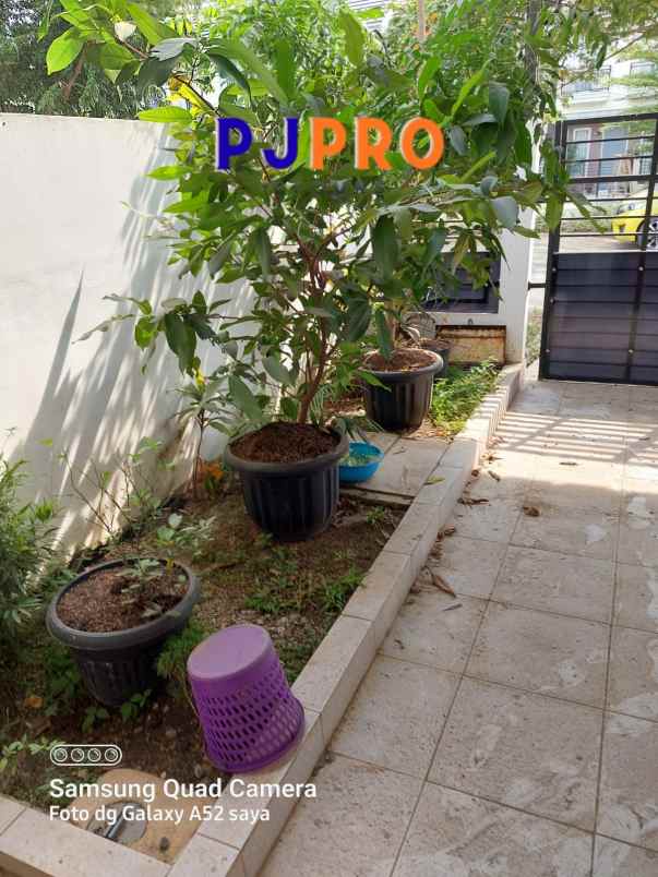 dijual rumah panjibuwono city