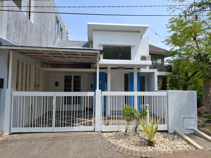 dijual rumah pantai mentari