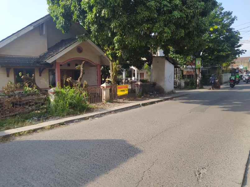dijual rumah parakan saat antapani bandung