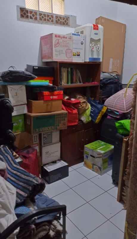 dijual rumah pasantren