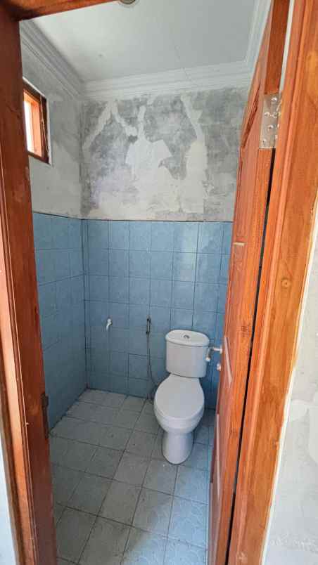 dijual rumah pasar godean