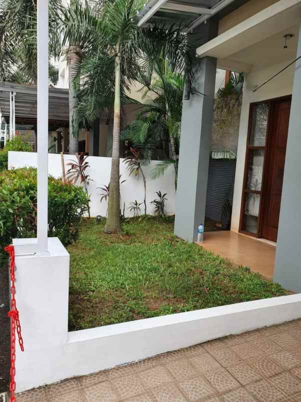 dijual rumah pasar minggu